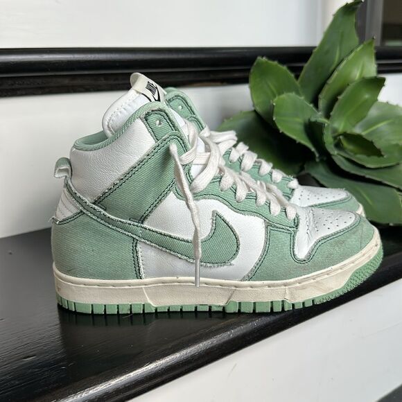 Nike Dunk High Green White Women’s Sneakers Size 7 Streetwear Casual Shoes - Picture 3 of 7